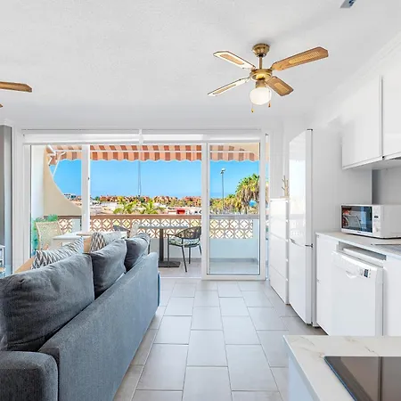 アパート Enjoy パルム・マール